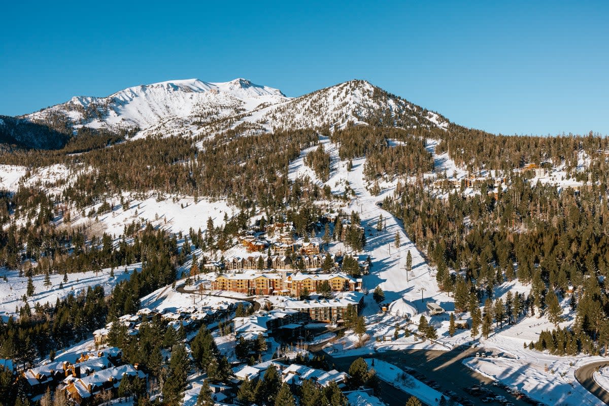 Mammoth Mountain is one of the largest ski areas close to Los Angeles (Peter Morning)