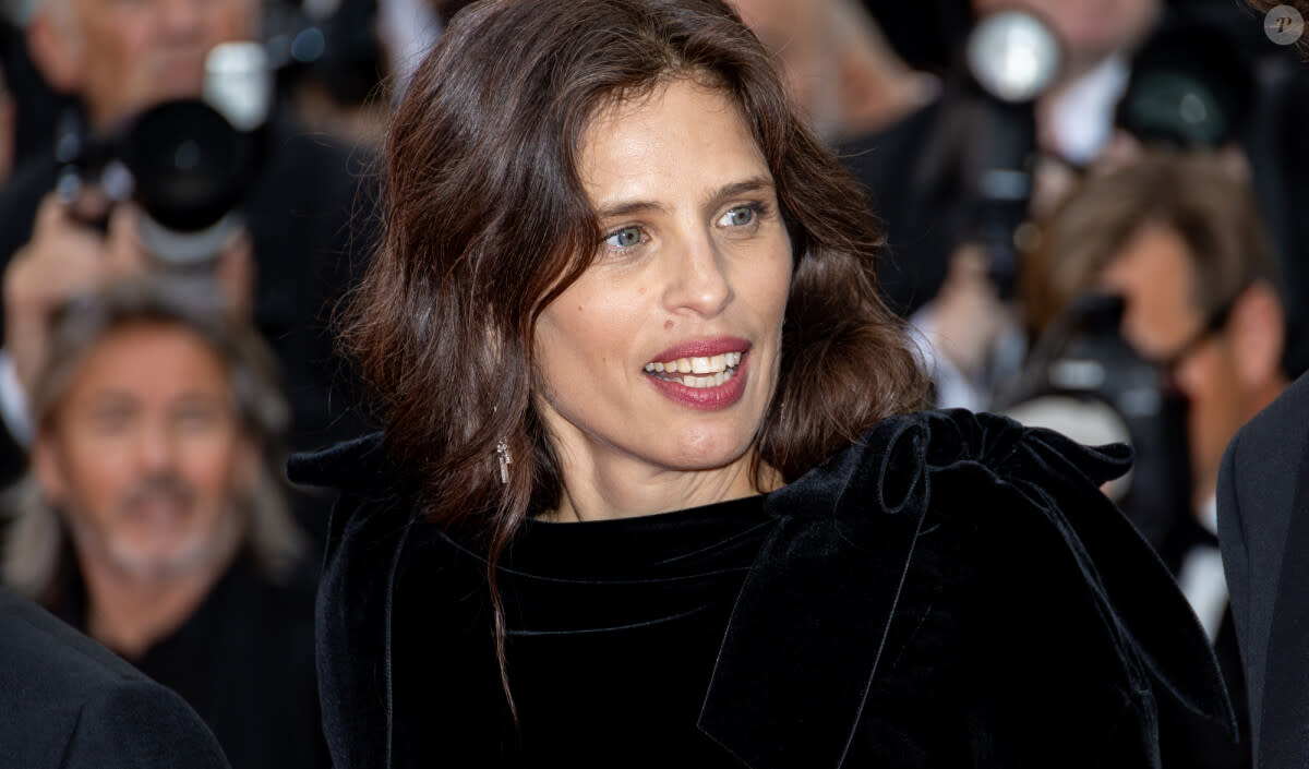 <p>Maiwenn était particulièrement attendue pour l'ouverture du Festival de Cannes. </p>
<p>Maïwenn Le Besco - Montée des marches du film " Jeanne du Barry " pour la cérémonie d'ouverture du 76ème Festival International du Film de Cannes, au Palais des Festivals à Cannes. © Jacovides-Moreau / Bestimage <br /><br /></p> - © BestImage, JACOVIDES-MOREAU / BESTIMAGE