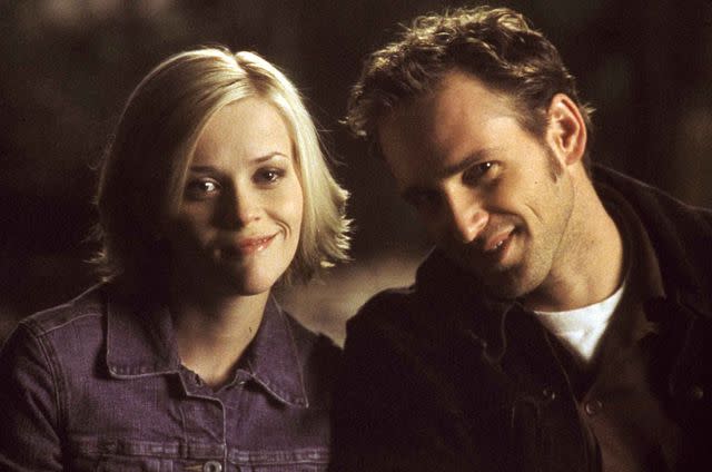 Everett Collection Reese Witherspoon and Josh Lucas in 'Sweet Home Alabama'