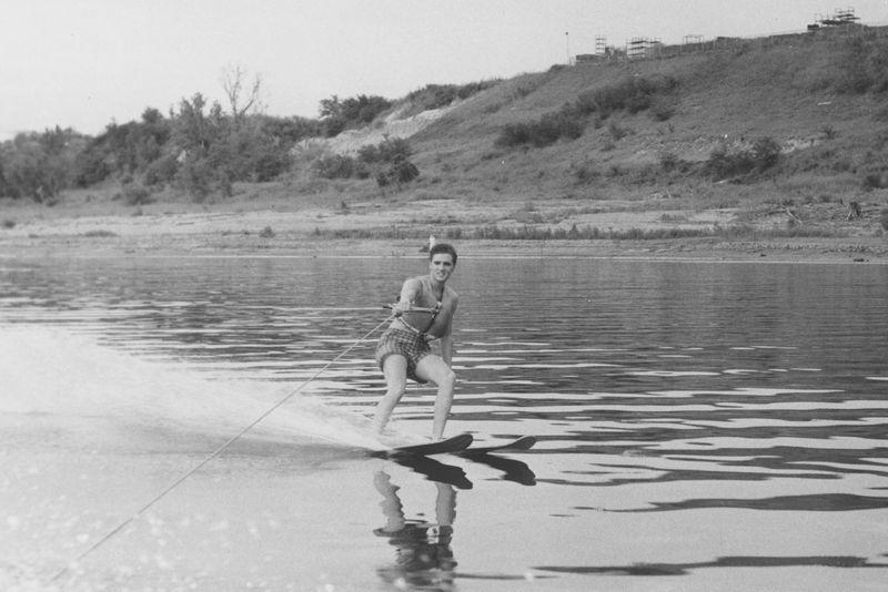 Elvis Presley water-skis in the 1950s