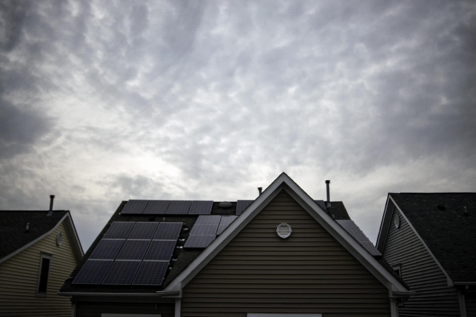 Solar panels on the roof of a house in Rockville, Maryland.&nbsp; (Photo: J. Lawler Duggan/For The Washington Post via Getty Images)