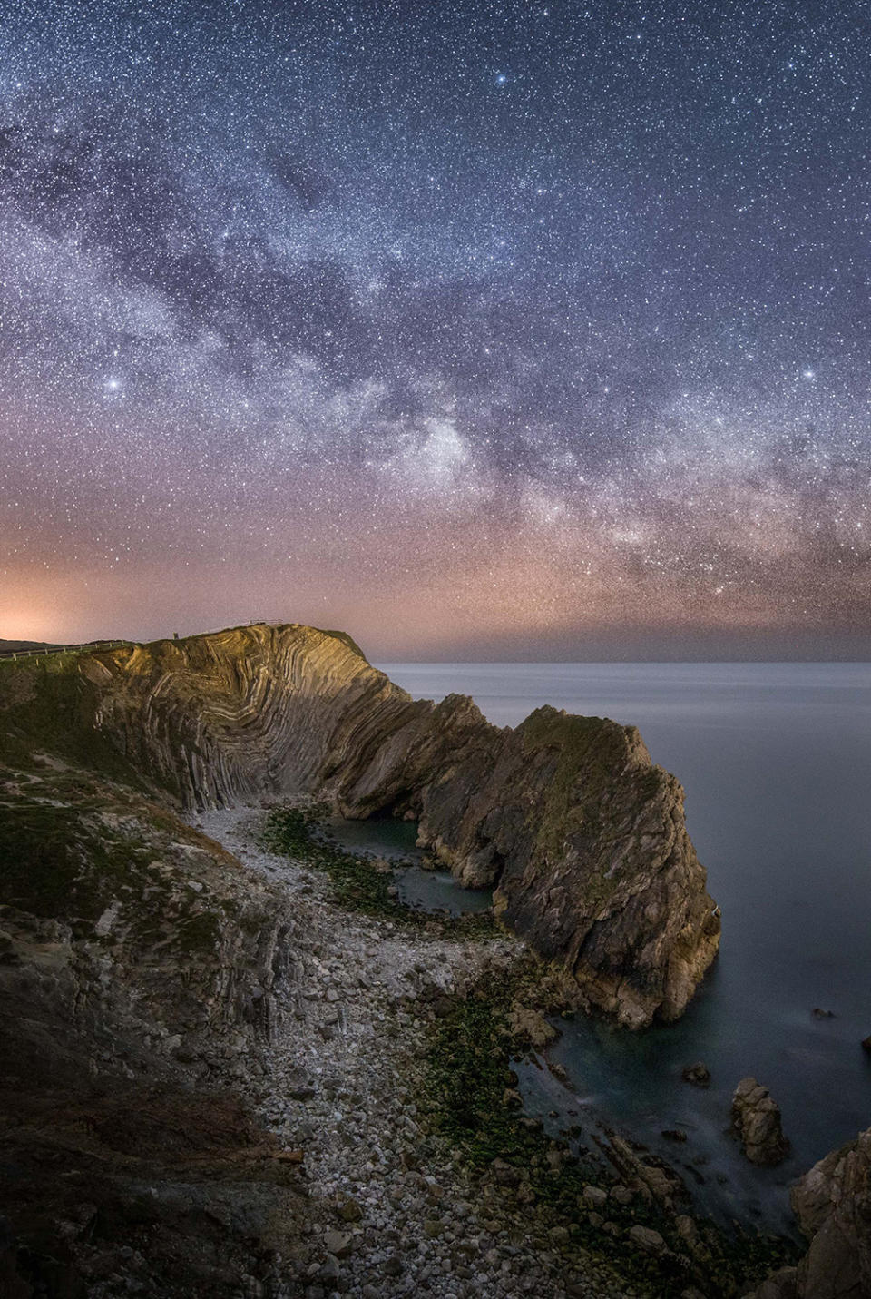 Beautiful Milky Way captured over iconic Dorset landmarks