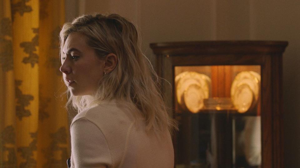 Bei den Filmfestspielen in Venedig wurde Vanessa Kirby für ihre Leistung in "Pieces of a Woman" (bei Netflix) bereits geehrt, bald könnte ein Oscar folgen. In dem eindringlichen Film spielt sie eine Frau, die ihr neugeborenes Baby verliert und danach mit ihrer Trauer kämpft. (Bild: Netflix)