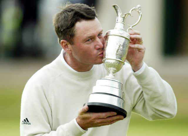 Todd Hamilton kisses the Claret Jug