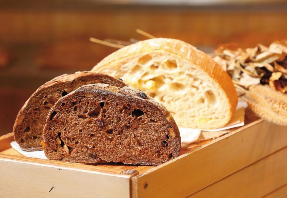 朱瑞君建議，若要吃麵包，可選擇分量小的或歐式麵包。（示意圖，本刊資料照）