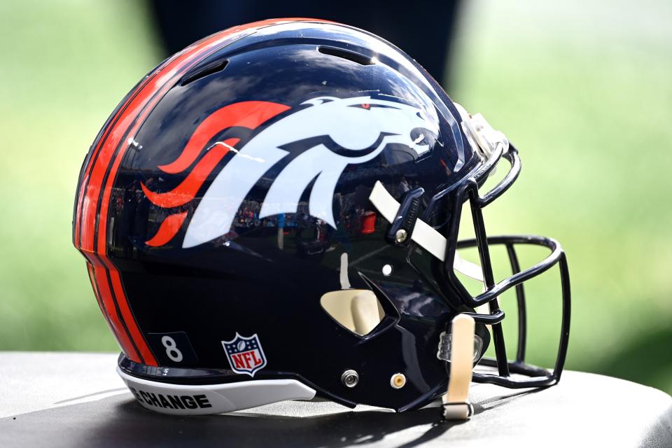 Nov 27, 2022; Charlotte, North Carolina, USA; Denver Broncos helmet before the game at Bank of America Stadium. Mandatory Credit: Bob Donnan-USA TODAY Sports