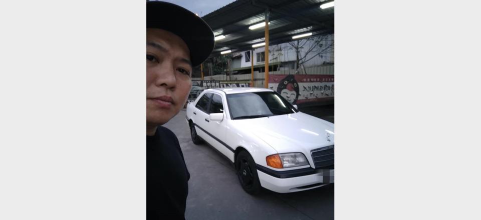 【明星聊愛車】大愷獨鍾老車入手賓士W202  修車竟被燒掉引擎蓋安全鎖扣超危險！