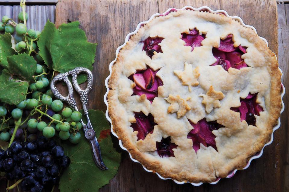 Grape & Apple Pie