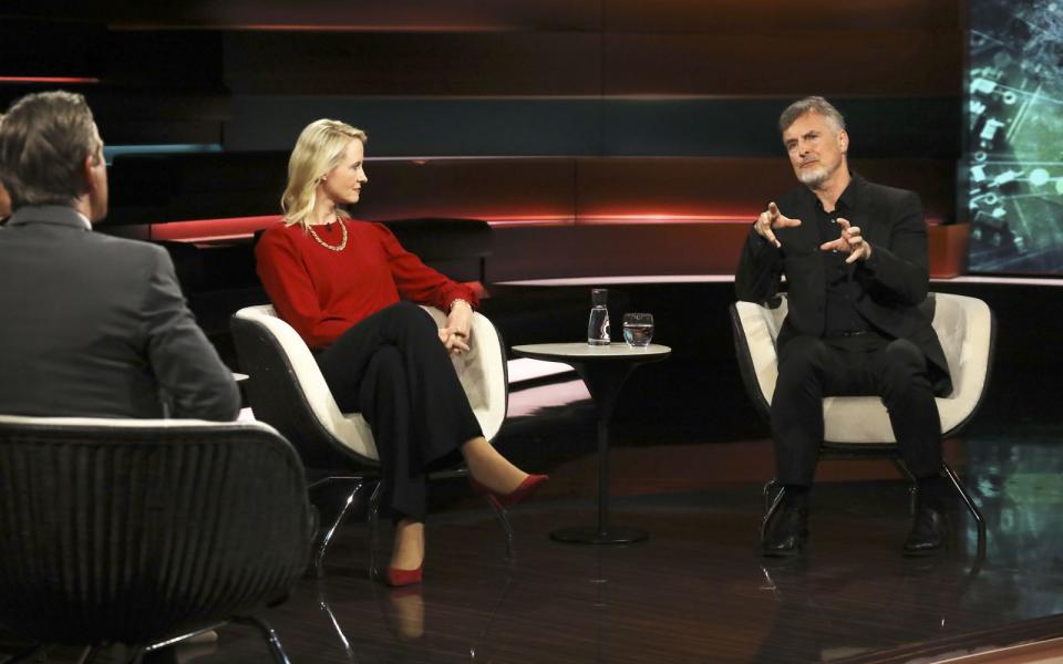 Wissenschaftler Jürgen Schmidhuber prognostizierte, dass die Menschheit schon bald von Künstlicher Intelligenz überholt werde. (Bild: ZDF / Cornelia Lehmann)