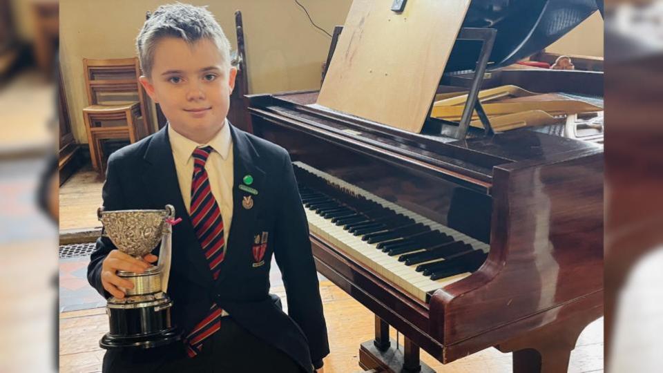 Isle of Wight County Press: Caleb Zinnes won the Challenge Cup for his grade 7-8 piano recital