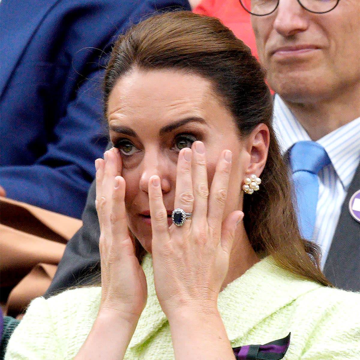 Kate Middleton wiping tears Wimbledon 2023