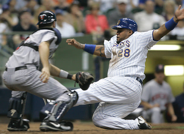 Prince Fielder says he doesn't know how to slide, here are 25 photos  proving him right