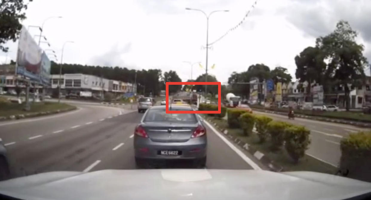 Dashcam footage circulating on social media shows the moment the tipper truck crashed into the other vehicles in Port Dickson. Source: SG Road Vigilante