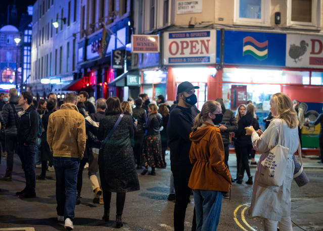 Hundreds hit the Toon for last boozy night out before North East lockdown  and 10pm pub curfew