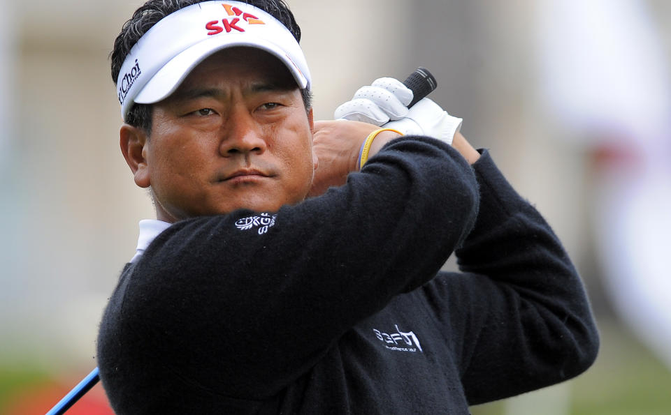 K. J. Choi, of South Korea, watches his drive from the 10th tee during the second round of the RBC Heritage golf tournament in Hilton Head Island, S.C., Friday, April 18, 2014. (AP Photo/Stephen B. Morton)