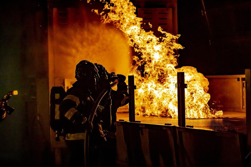 台南白河台灣電影文化城發生火警，大火燒毀多棟木造建築物，幸無人傷亡。（示意圖，翻攝自pixabay）