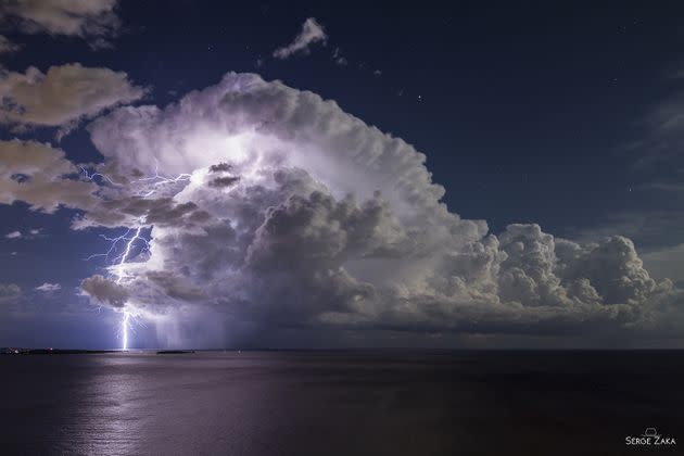 Cette photo d'orage prise par un Français est le plus beau cliché de météo de l'année (Photo: Zaka Serge)