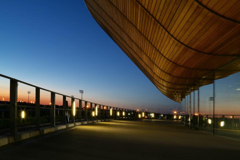 Good news for London-based mountain bikers – you can find plenty of trails right in the heart of the city. Located at the Queen Elizabeth Olympic Park, <a href="https://www.visitleevalley.org.uk/en/content/cms/london2012/velo-park/velointeractivemap/" rel="nofollow noopener" target="_blank" data-ylk="slk:Lee Valley VeloPark;elm:context_link;itc:0;sec:content-canvas" class="link ">Lee Valley VeloPark</a> features purpose-built mountain bike trails to suit all abilities. Some are tight and twisty, while others are suited more to beginners and children. Despite being an urban park, the surrounding landscape has a natural forest feel. The park is open until sunset – perfect for a quick post-work ride. Travel time: Located at the Queen Elizabeth Olympic Park in Stratford <em>[Photo: Getty]</em>