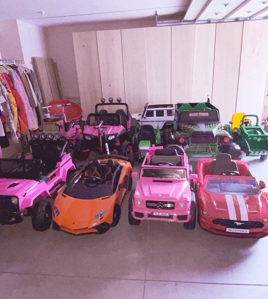 Kim Kardashian, Kids Cars