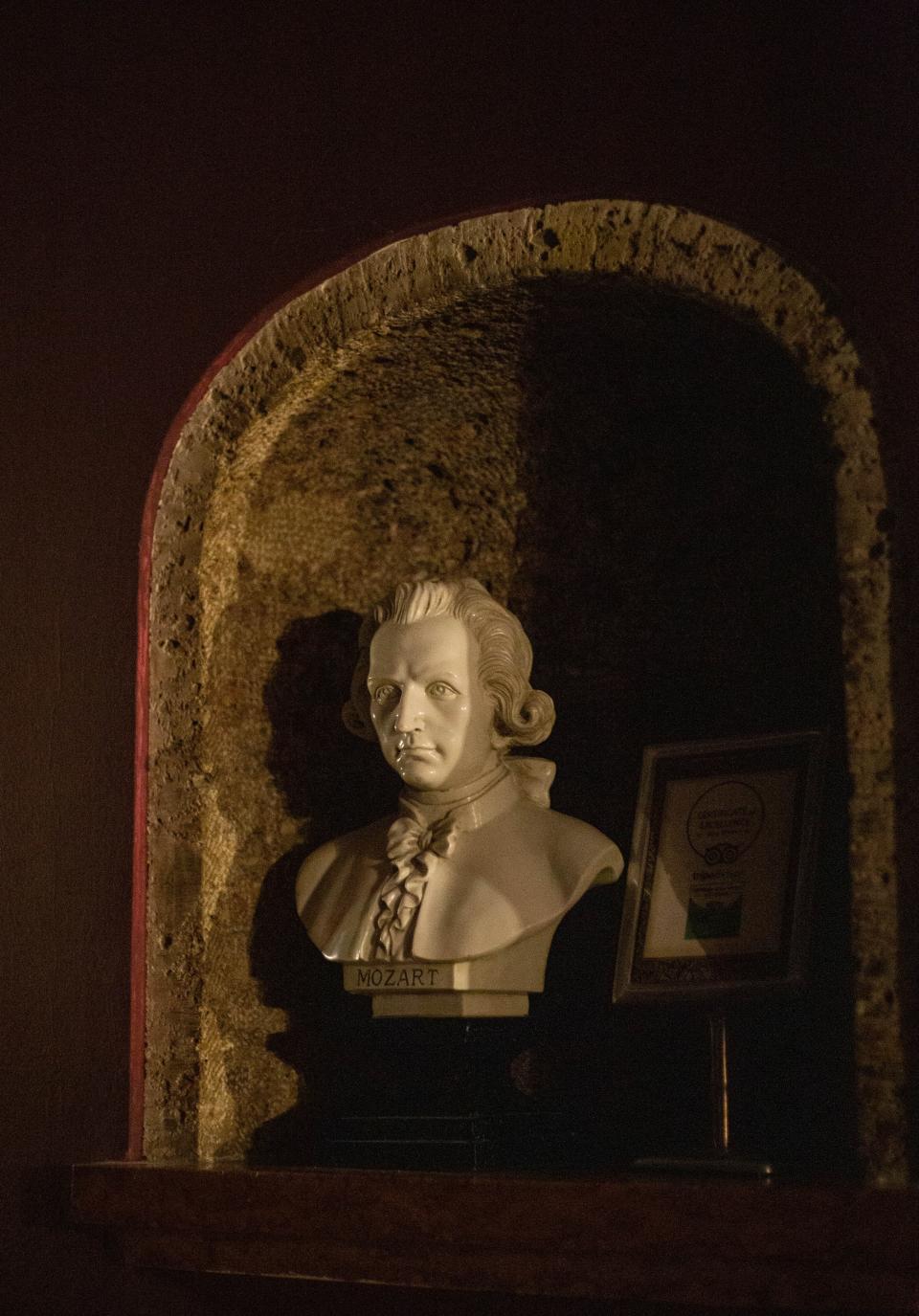 Bust of Mozart tucked into an alcove.