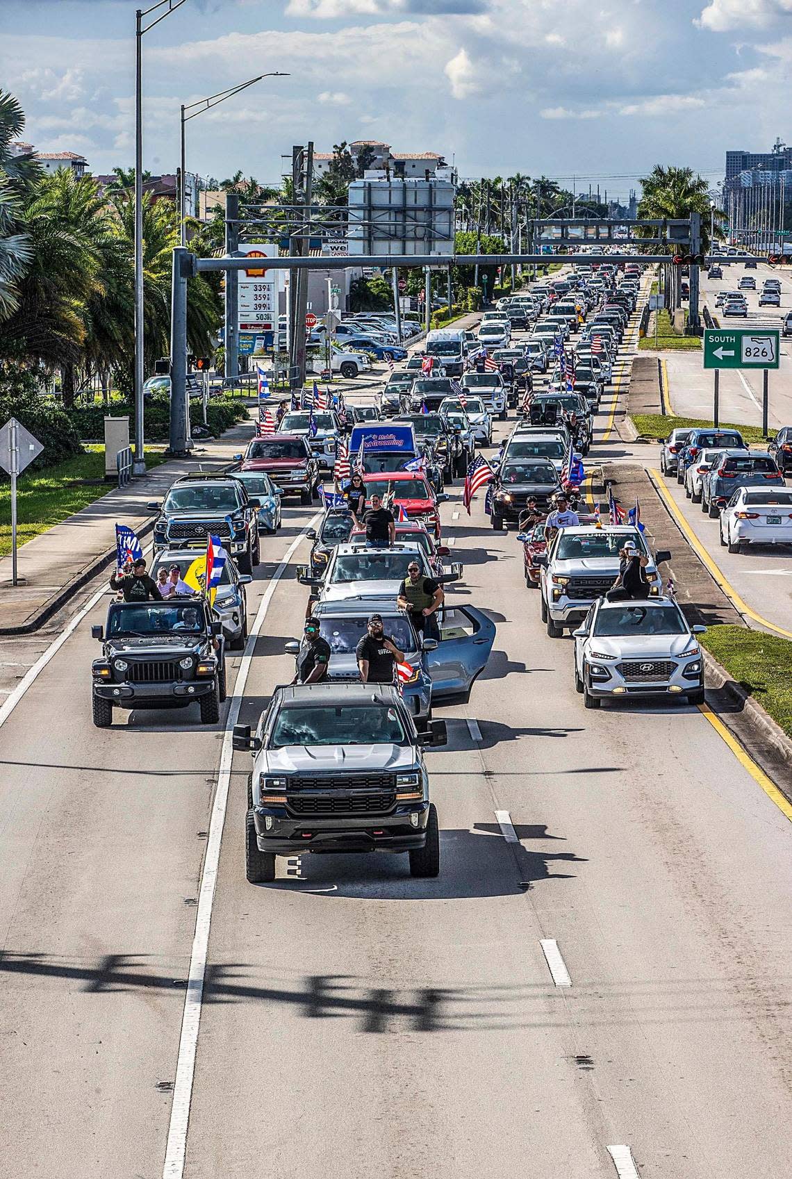 Hundreds of South Florida Residents joined influencer Alex Otaola on a caravan along the streets of Miami from Krome Avenue to Coconut Grove, named ”Salvemos America” or Let’s save America, in support of all Republican candidates on Friday November 05, 2022.