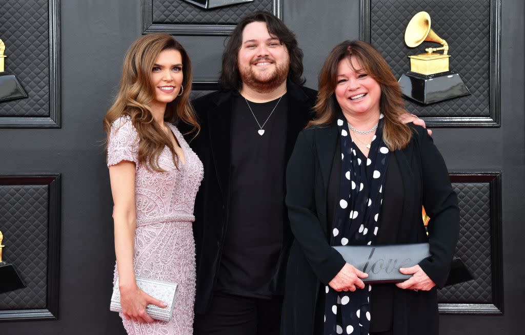 Nominee Wolfgang Van Halen brought girlfriend Andraia Allsop and his mom, actress Valerie Bertinelli, to the Grammy Awards. (Photo: ANGELA  WEISS/AFP via Getty Images)