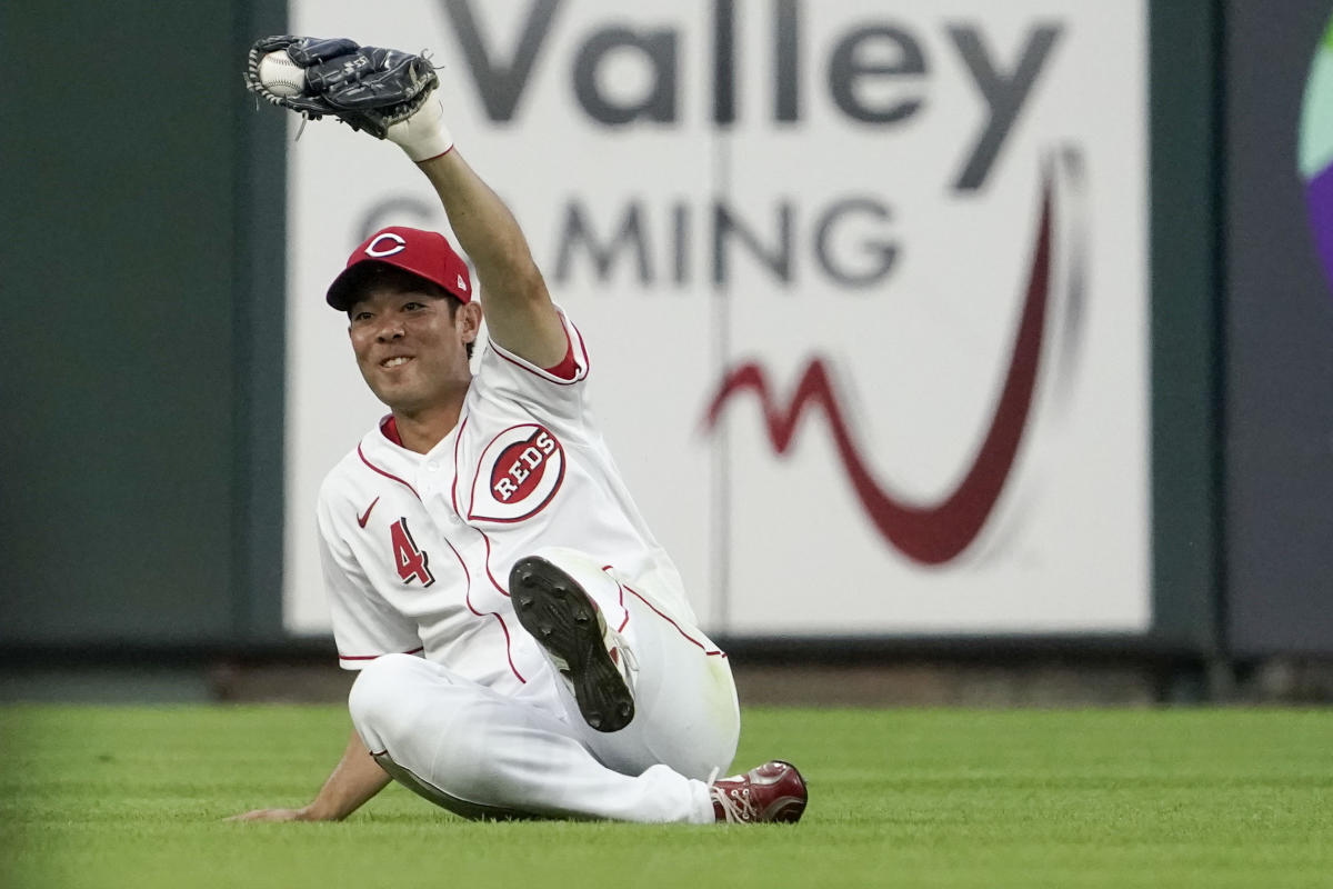 Naquin Homers Twice, Helps Cincinnati Reds Beat Miami Marlins to