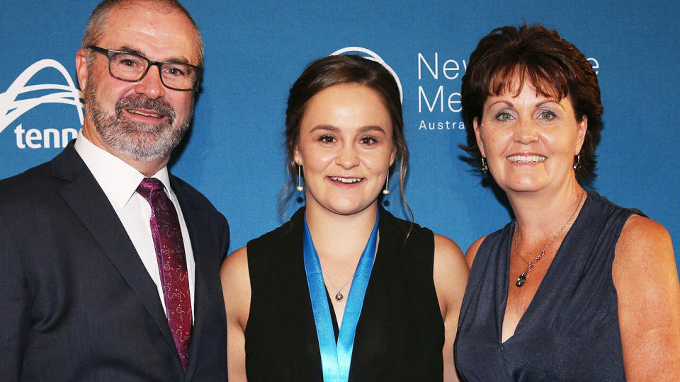 Ashleigh Barty with dad Robert and mum Josie at the 2017 Newcombe Medal.  (Photo by Michael Dodge/Getty Images)