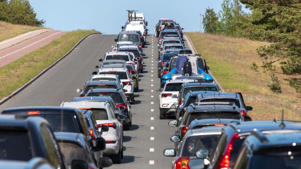 traffic jam in the countryside