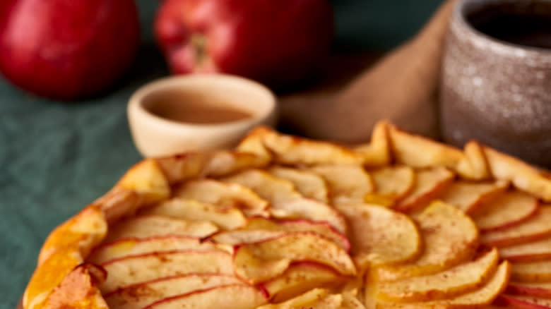 apple pastry with coffee