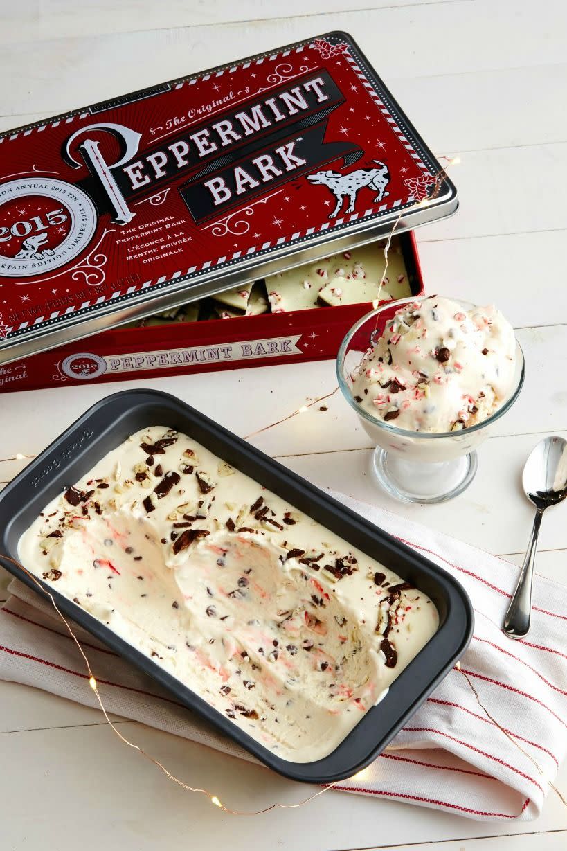 Peppermint Bark No-Churn Ice Cream