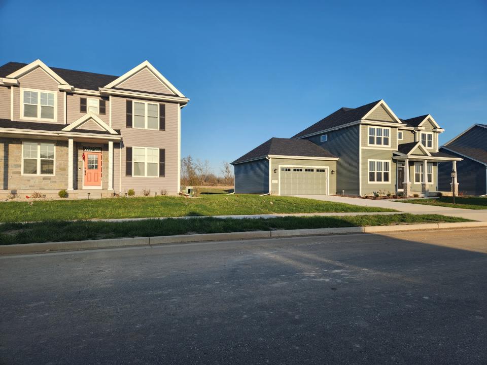 Evergreen Fields Phase 2 will bring 32 new single-family homes to Menomonee Falls. This phase of the multi-phase development is slated to be completed by the end of the year.