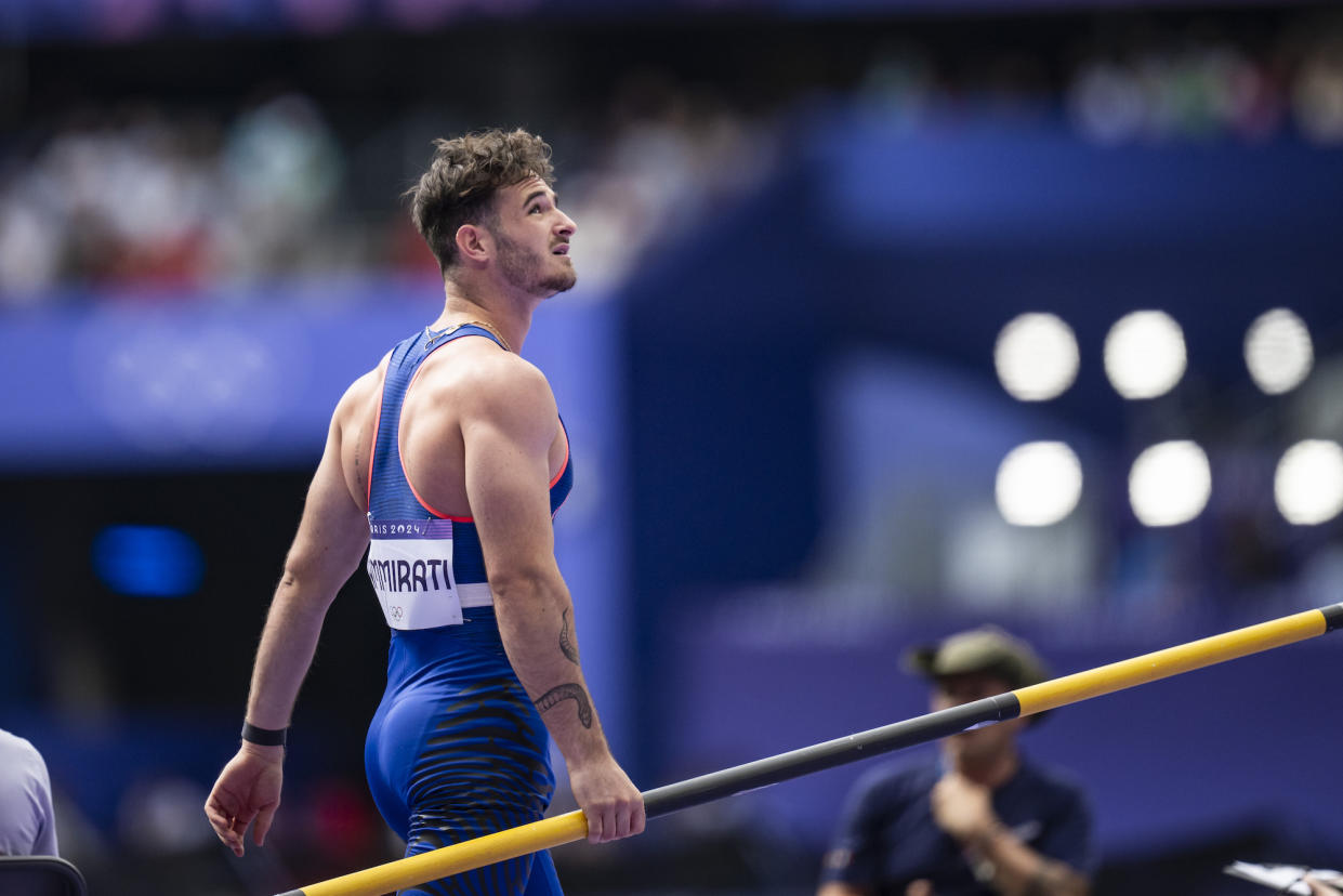 anthony-ammirati-pole-vault-bulge