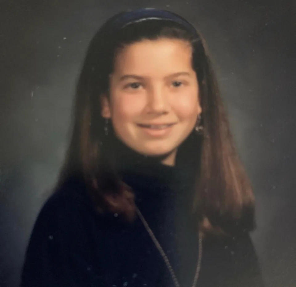 School picture of Jennifer Deyo, who has trichotillomania.