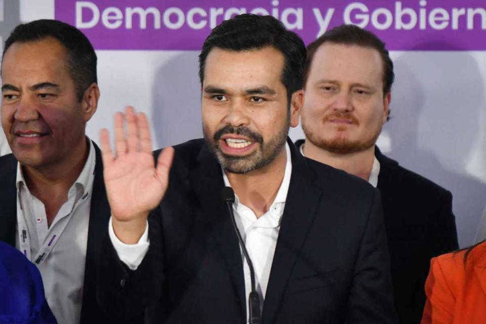 Jorge Álvarez Máynez en su llegada al tercer debate presidencial. Foto: Cuartoscuro