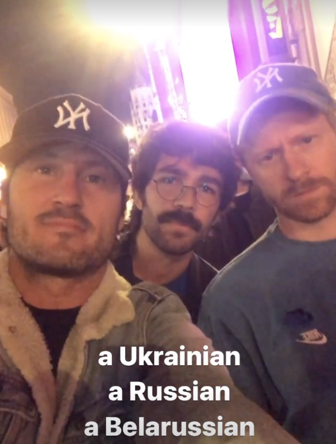 Val Chmerkovskiy protests in Hollywood over Russia&#39;s invasion of Ukraine. (Photo: Val Chmerkovskiy/Instagram)