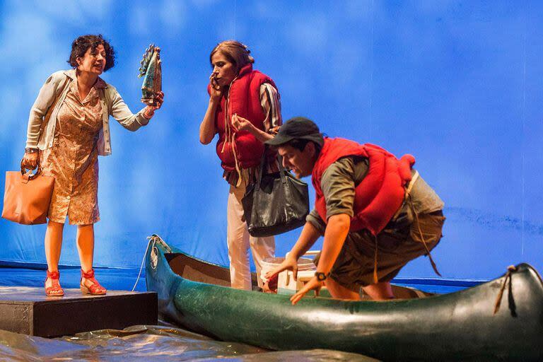 La historia de la obra Lo que el río hace es extensa: pasó por el Teatro San Martín, tuvo su versión audiovisual en tiempos pandémicos, y desde el año pasado se mudó al Astros desafiando siempre a las grandes producciones con actores de peso mediático