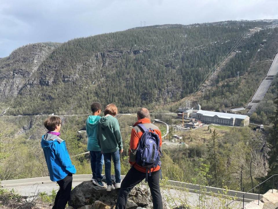 Central hidroeléctrica de Vemork y planta de agua pesada, en Rjukan.