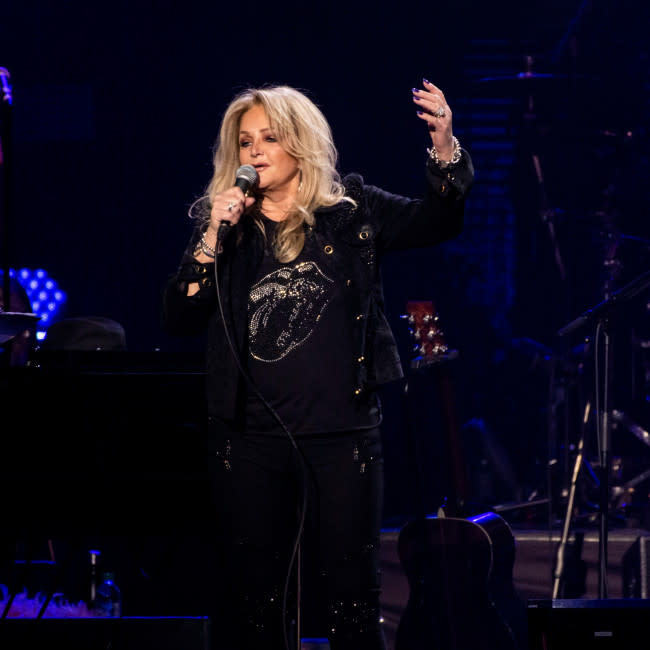 La madre de Bonnie Tyler la inspiró a ser cantante credit:Bang Showbiz