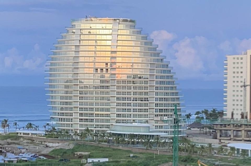 A US$130 million luxury condo building on the beach in Acapulco before Hurricane Otis struck on Oct. 25, 2023. Hamid Arabzadeh, PhD., P.Eng.