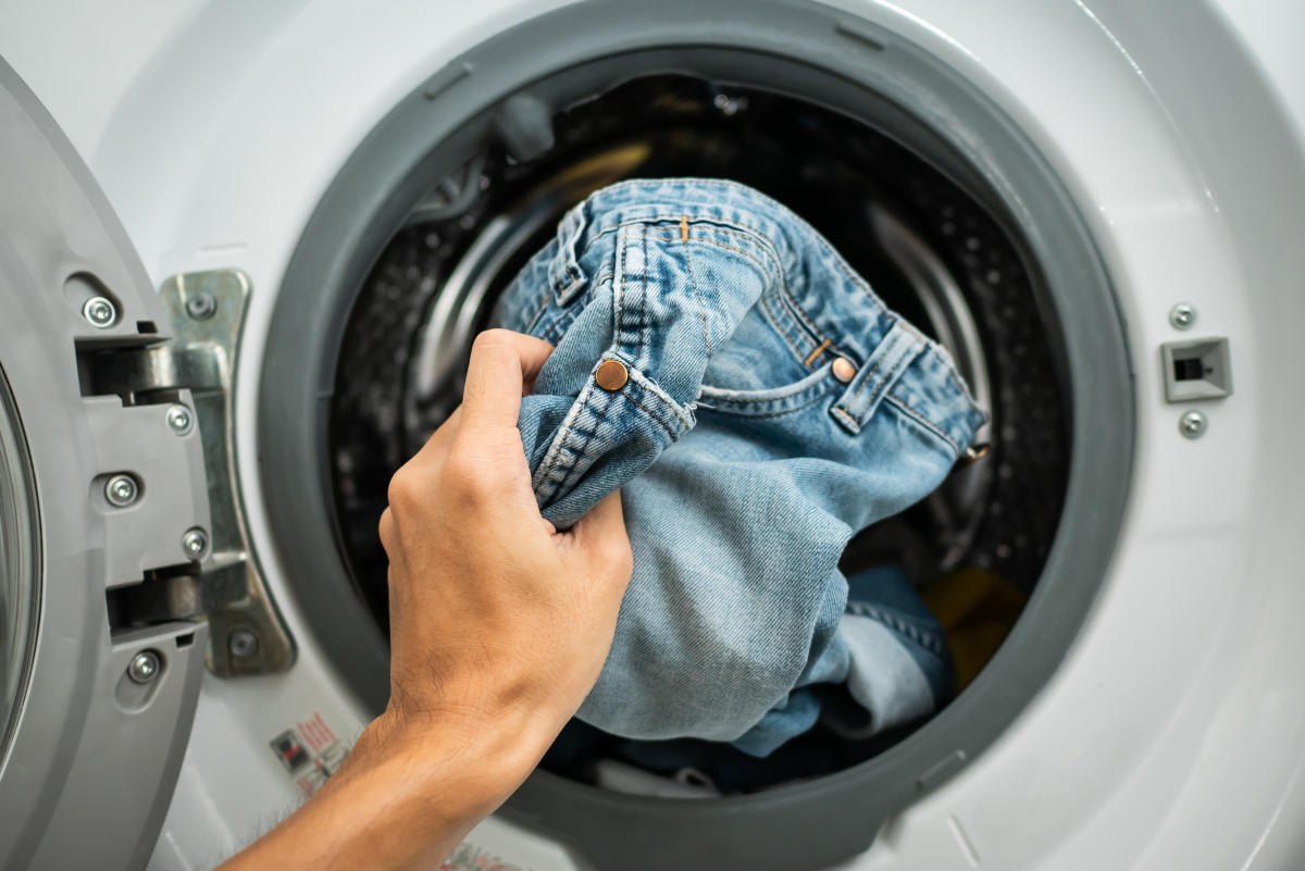 Vu sur Instagram, cet adorable set capture les poils, les cheveux ou les  mouchoirs oubliés dans la machine à laver