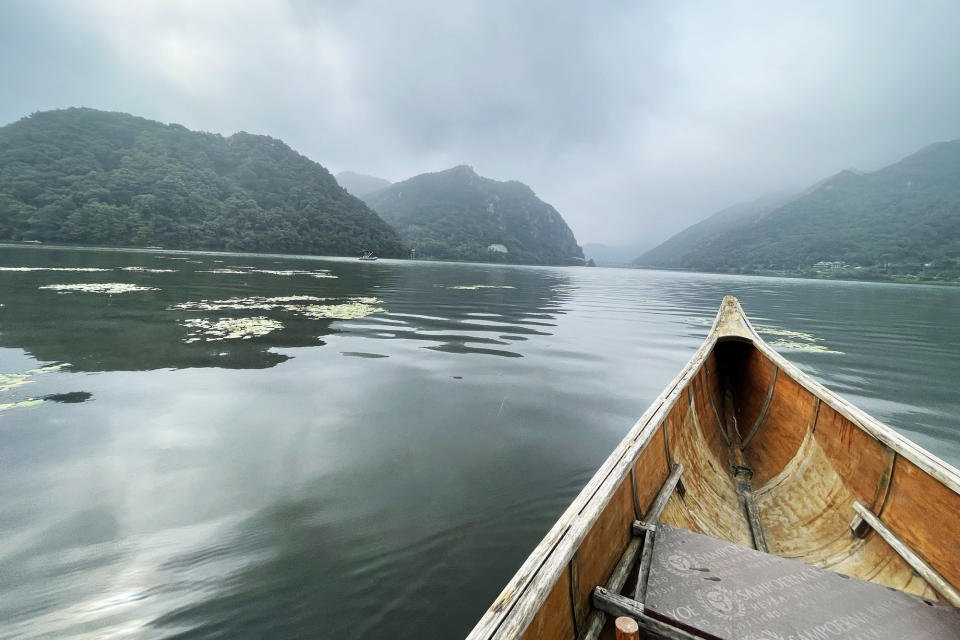It feels like I've entered a watercolour painting while riding the canoe. (Photo: Lim Yian Lu)