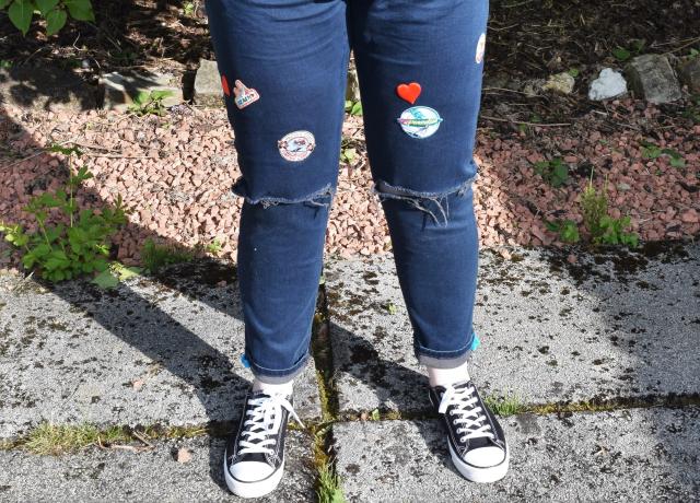 More DIY iron-on patch jeans to add to the box of ideas and