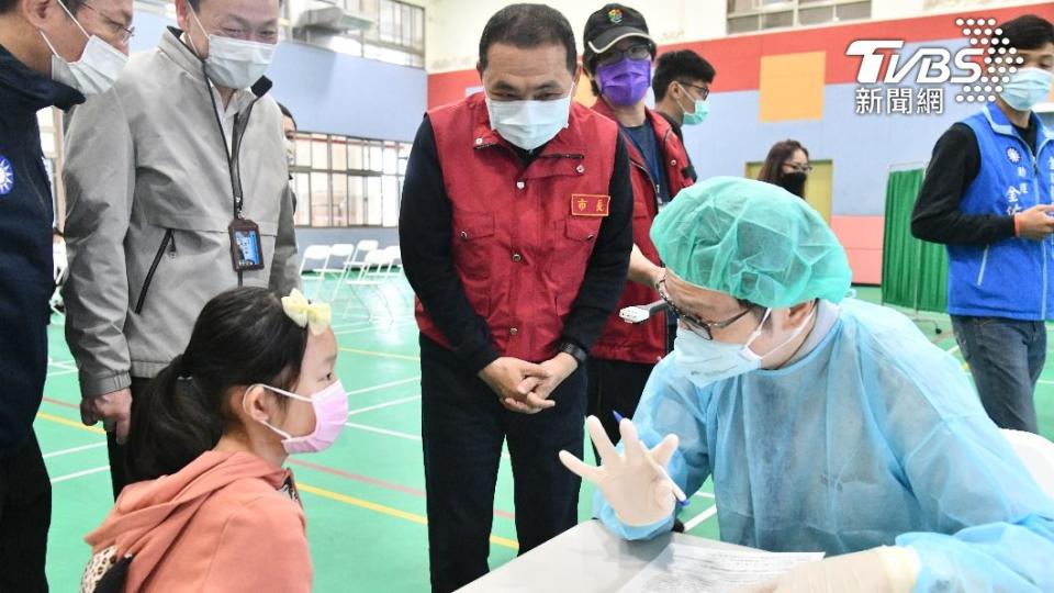 新北市校園莫德納兒童疫苗接種，頂溪國小先行開打。（圖／新北市府提供）