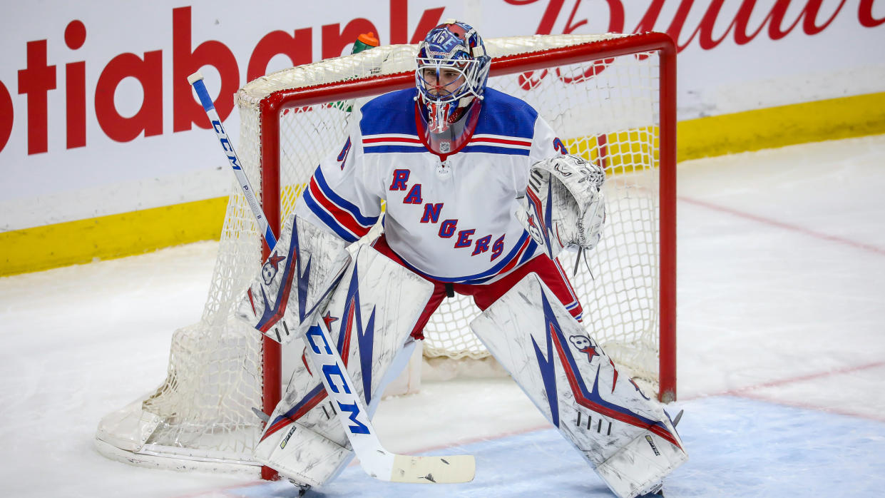 New York Rangers goaltender Igor Shesterkin suffered a rib fracture in a car accident Sunday. (Jonathan Kozub/NHLI via Getty Images)