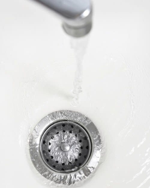 faucet_drain_istock_000008732962.jpg