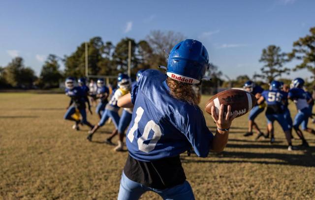 McCall Bennett is first female football player for Valdosta State