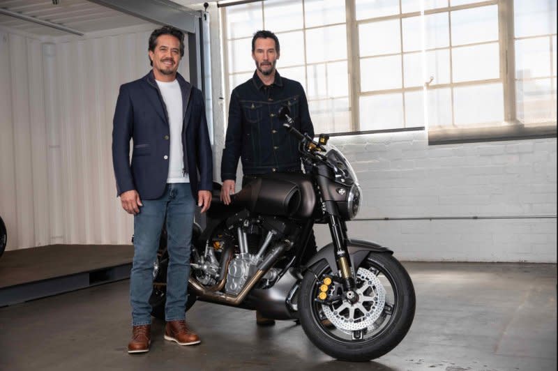 Gard Hollinger (L) and Keanu Reeves are set to star in a new reality series about motorcycles. Photo courtesy of Roku Channel