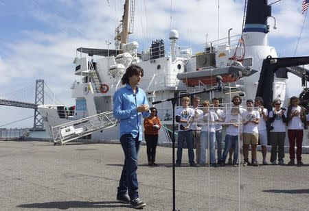 Boyan Slat, founder of The Ocean Cleanup project, walks to the podium to speak to reporters during a media opportunity in San Francisco, California August 23, 2015. REUTERS/Emmett Berg