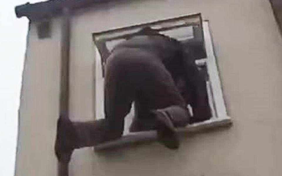 Manchester burglar stuck - Credit: Mercury Press